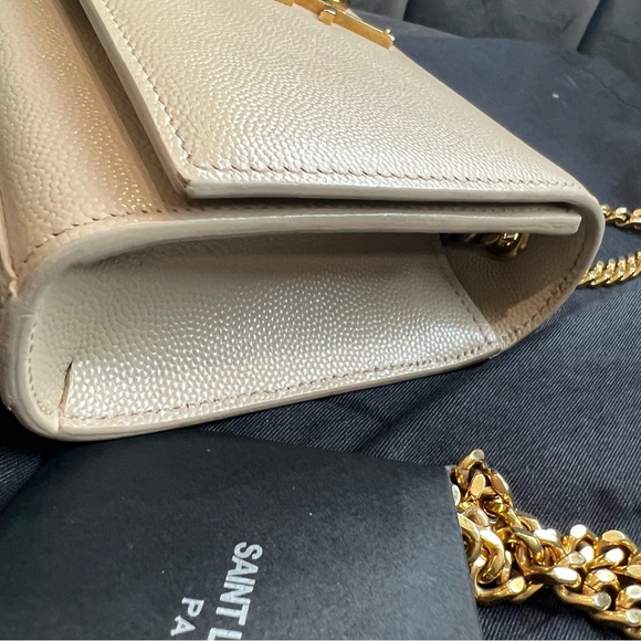Yves Saint Laurent Kate Monogram crossbody - Picture 9 of 16